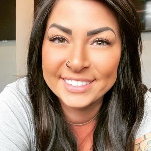 Meet your Posher, Abbie